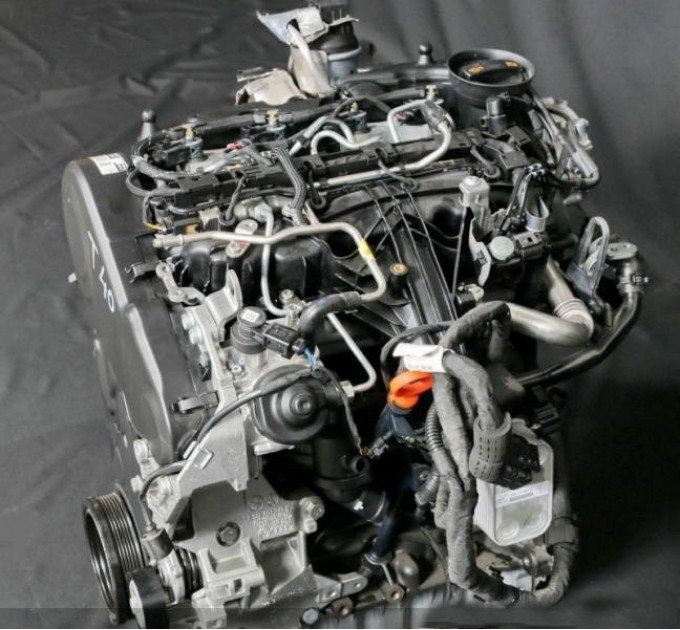 Двигатель Audi A1 2.0 TDI CFHD