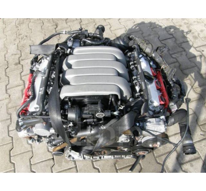 Двигатель Audi Q5 3.2 FSI quattro CALB