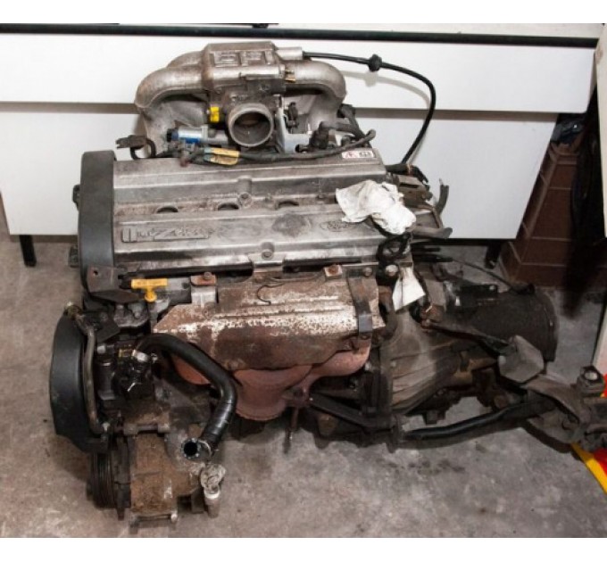 Двигатель Ford ESCORT V 1.8 16V XR3i RQB