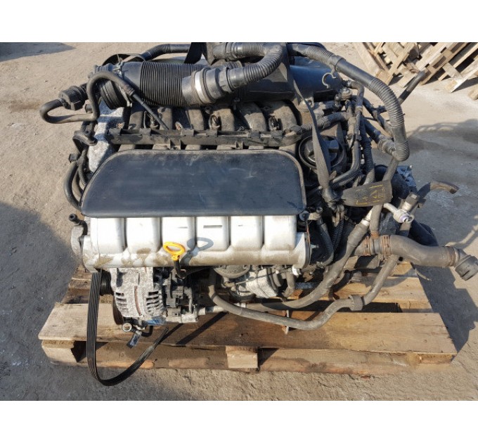 Двигатель Ford GALAXY 2.8 V6 AYL