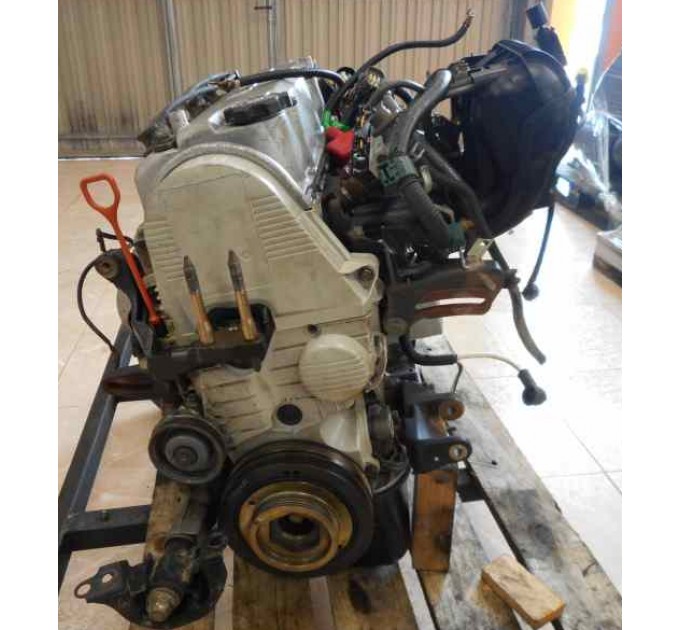 Двигатель Honda CIVIC VI 1.6 16V (MB4) D16B2